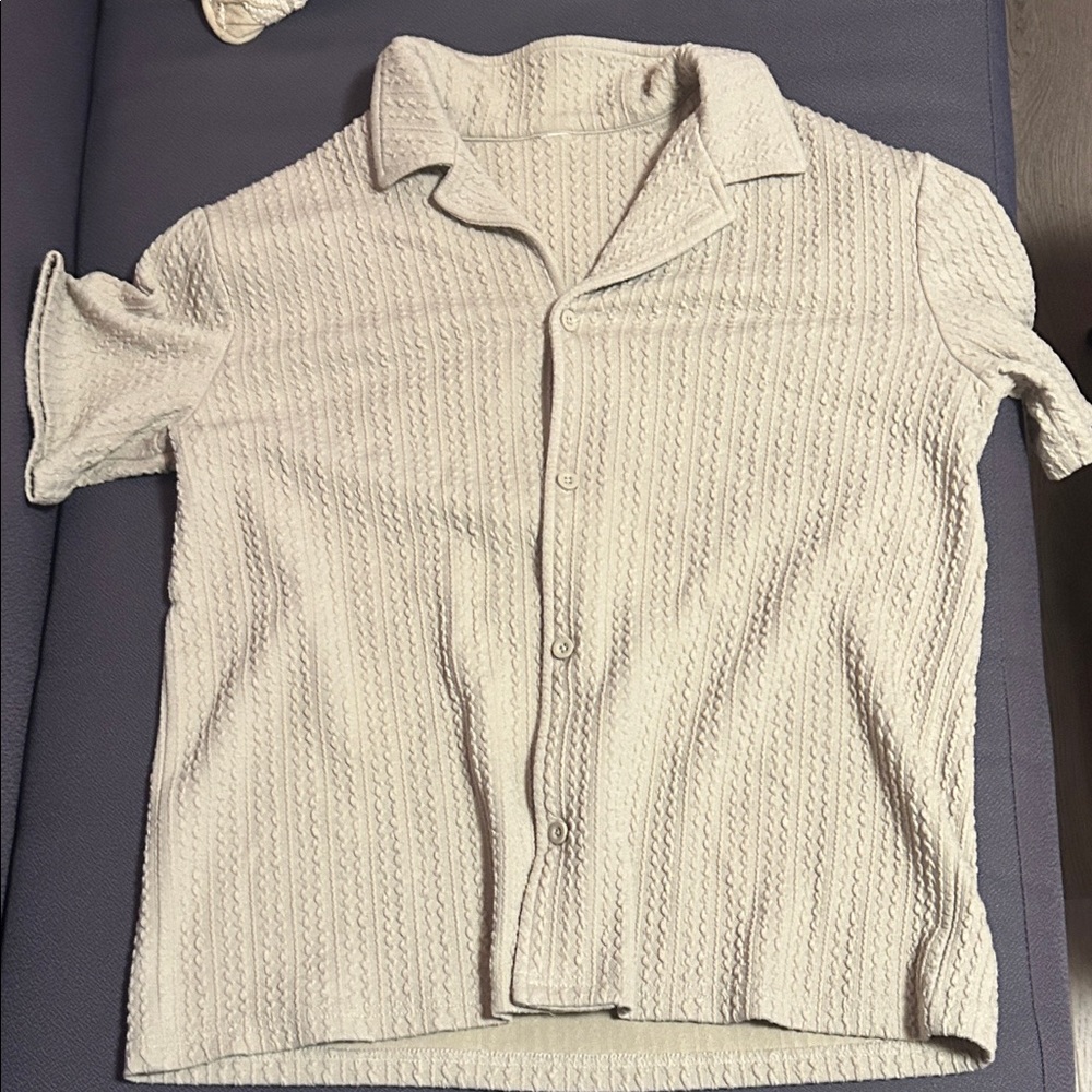 Men's Cream Short-Sleeve Knit Button-Up Shirt
